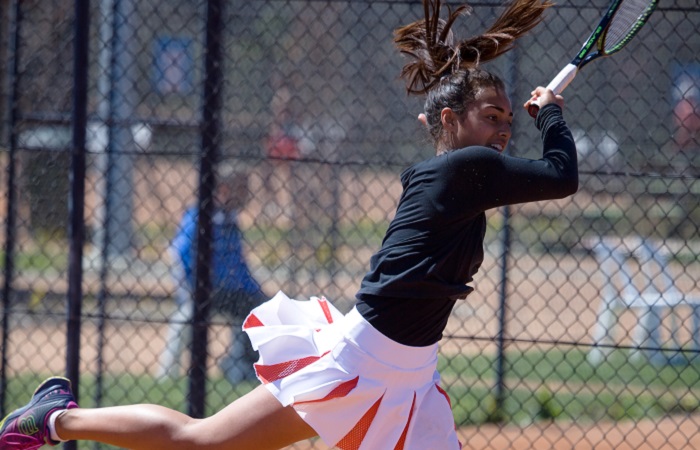 700x450-annerly-poulos-4