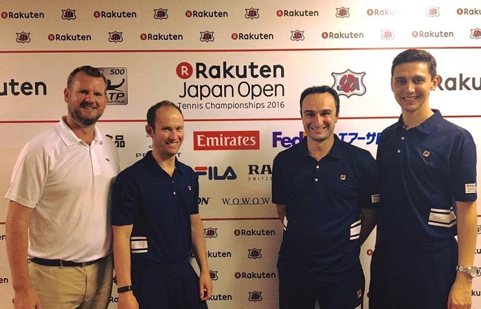 700x450-myles-emery-with-australian-officials-japan-open