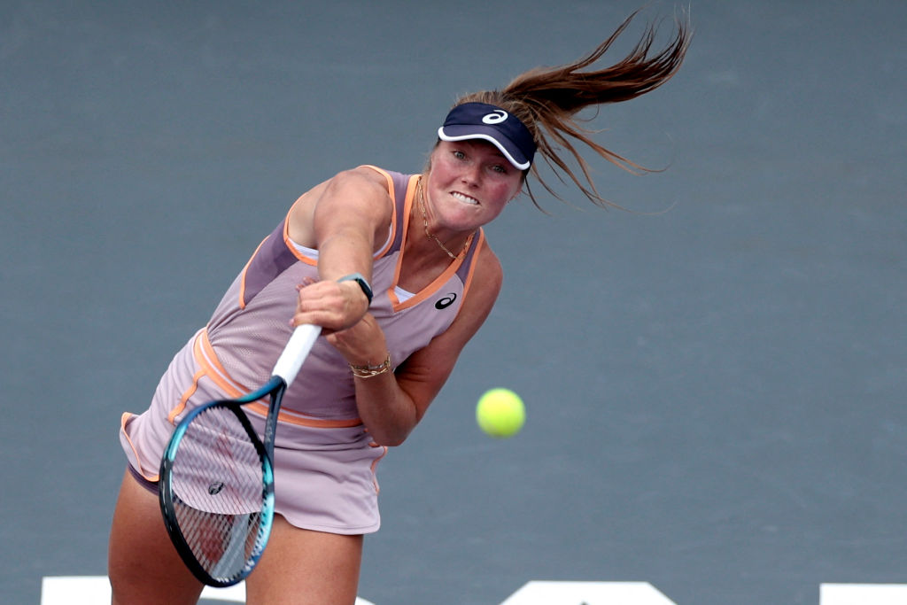 Australia's Olivia Gadecki returns the ball to Italy's Martina Trevisan during the WTA 2024 women's singles quarterfinal match in Zapopan, Mexico, September 13, 2024. (Photo by ULISES RUIZ / AFP) (Photo by ULISES RUIZ/AFP via Getty Images)
