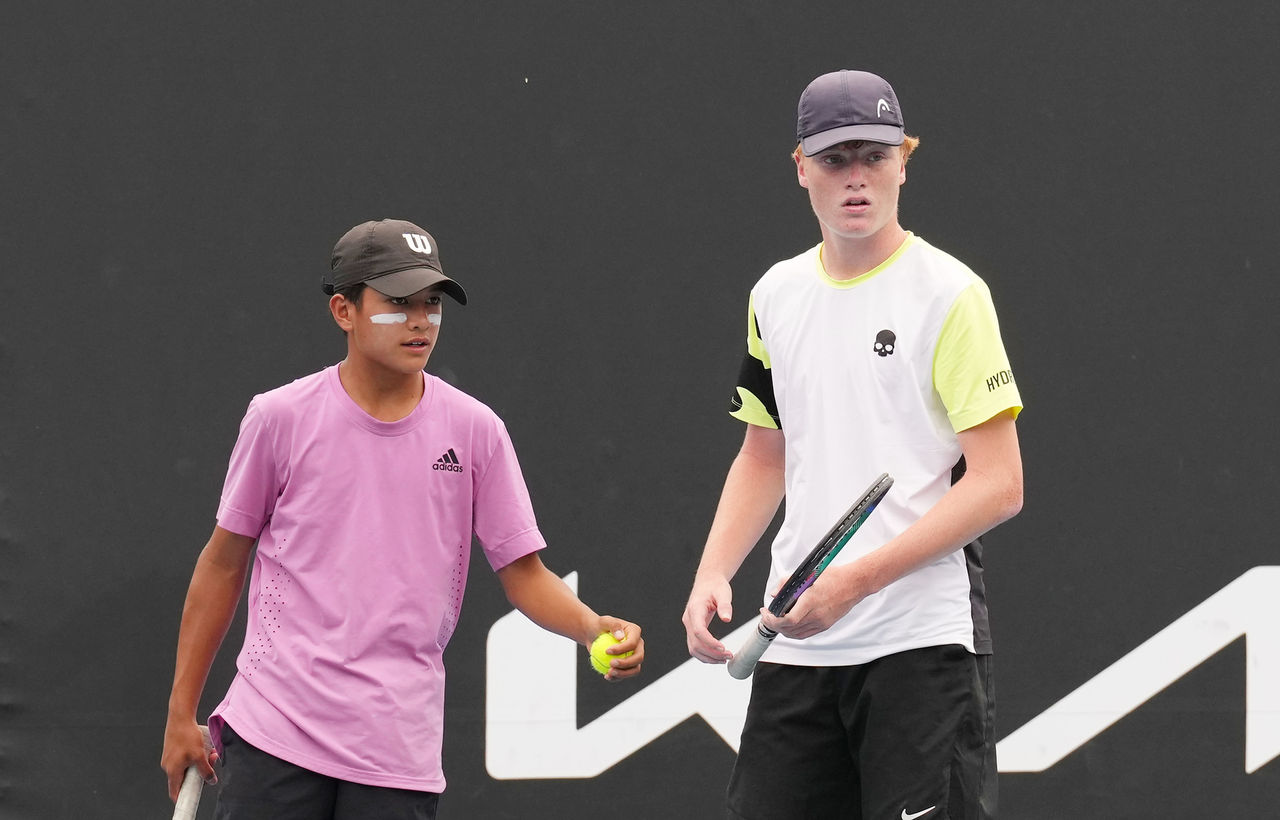 George DIABLE and Connor MCEVOY in the Boys Doubles Final of the 14/u Championships at the 2023 December Showdown at Melbourne Park on Friday, December 8, 2023. Photo by TENNIS AUSTRALIA/ SCOTT BARBOUR