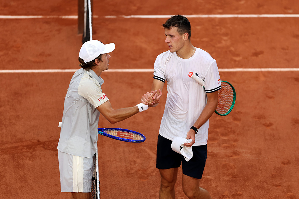 2278807134