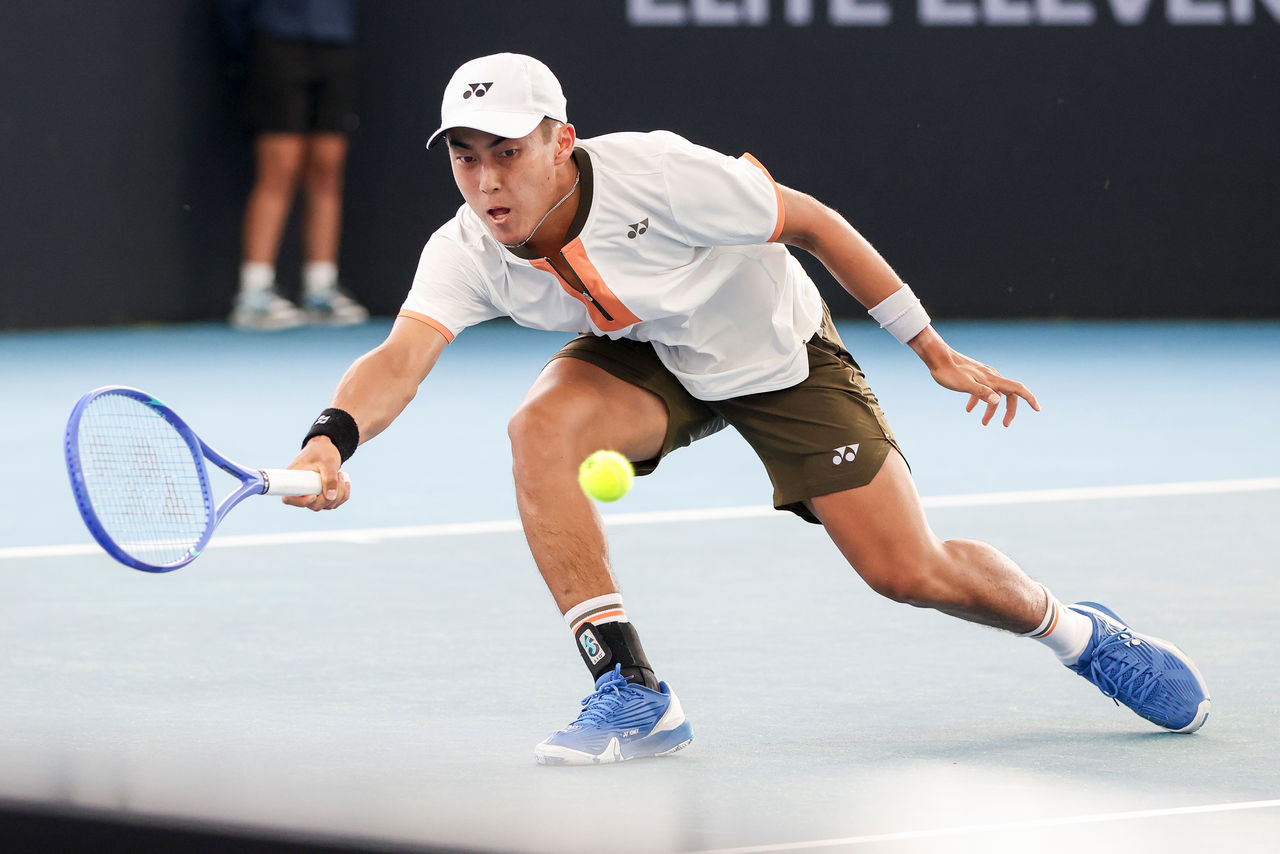 January 3: Rinky Hijikata (AUS) in action during Qualifying for the Brisbane International at Queensland Tennis Centre Saturday, January 3, 2026. Photo by TENNIS AUSTRALIA/ DYLAN PARKER