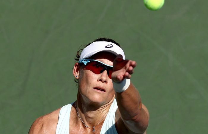 Stosur-serve-700x450