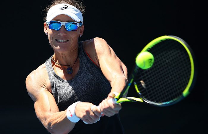 Sam-Stosur-practises