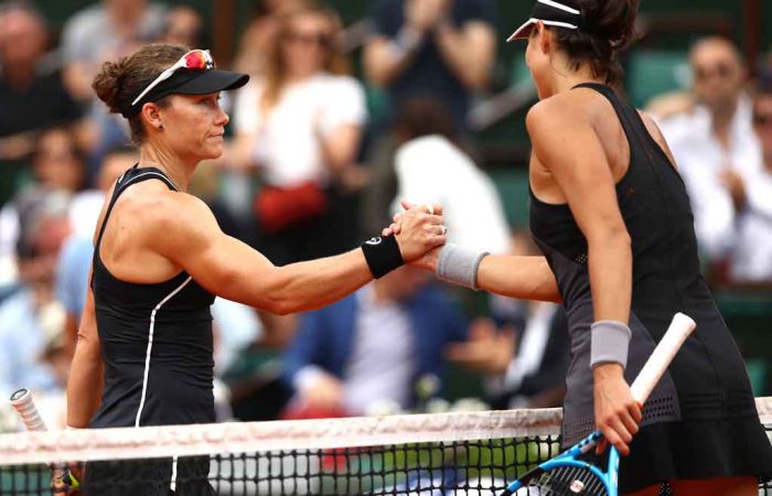 stosur loses to Mugu Paris