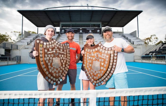 Pardey Shield 2020 winners Sam Edgar and Alicia Dale with coaches Tony Blom and Mickey Conallin