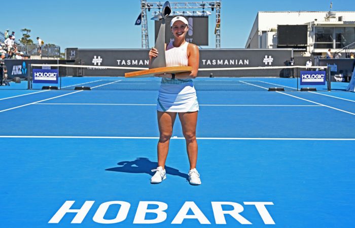 HOBART, AUSTRALIA - JANUARY 14: Lauren Davis of USA poses with the winners trophy after the final during day six of the 2023 Hobart International at Domain Tennis Centre on January 14, 2023 in Hobart, Australia. (Photo by Steve Bell/Getty Images)