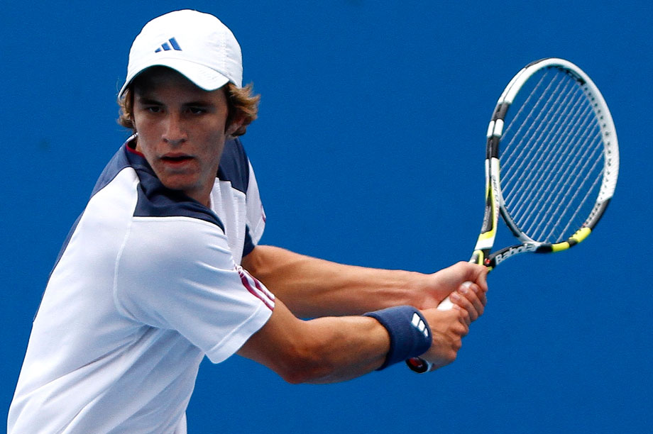 Знаменитые теннисисты австралии. Джон винус. Теннисисты австралии. Теннисист австралия. Ник кирьос и его отец.