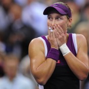 Stosur looks back at her team in disbelief