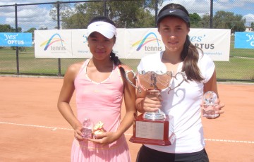Lizette Cabrera (left) and Sara Tomic (right) after the 2012 Optus 14s National Claycourt Championships final in Ipswich, Queensland.