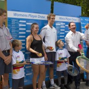 Sally Peers (third from left), Michael Look (centre) and Ipswich Mayor Paul Pisasale with school students and MLC Tennis Hot Shots participants at the City of Ipswich Tennis International draw ceremony; Tennis Australia