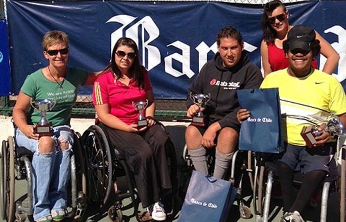 Australian wheelchair players (L-R) Janel Manns (NSW), Luba Josevski (Vic), Jerry Markoja (NSW), Sarah Calati (Vic) and Keegan Oh Chee (NSW) pose at the Chilean Open in Santiago; Tennis Australia