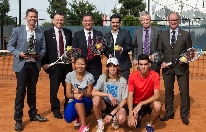 Attending the launch of the 2015 Gallipoli Youth Cup at Melbourne Park were (back row, L-R) Todd Woodbridge, GYC Ambassador Oscar Yildiz, Victorian
Minister for Sport Hon John Eren, GYC founder Umit Oraloglu, Tennis Australia CEO Craig Tiley, RSL Victoria CEO Michael
Annett and (front row, L-r) competitors Jeanette Lin, Matthew Romios and Ismail Bagdas; pic credit/Elizabeth Xue Bai