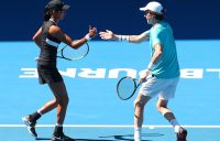 Astra Sharma (L) and John-Patrick Smith in action in the mixed doubles quarterfinals at the Australian Open (Getty Images)