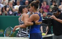 Julia Goerges (R) embraces Ash Barty following the WTA Birmingham final (Getty Images)