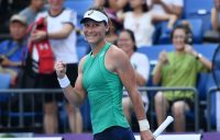 Sam Stosur celebrates her quarterfinal victory at the Guangzhou Open over Nina Stojanovic (Elizabeth Xue Bai/Guangzhou Open)