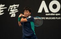 Yunseong Chung in action at the 2019 AO Asia-Pacific Wildcard Play-off (photo: Elizabeth Bai)