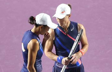 Zhang Shuai and Sam Stosur at the WTA Finals. Picture: Getty Images