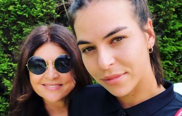 Ajla Tomljanovic, right, with her mother Emina. Picture: Instagram