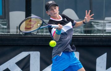 Lachlan King in action at the 2023 December Showdown. Picture: Tennis Australia