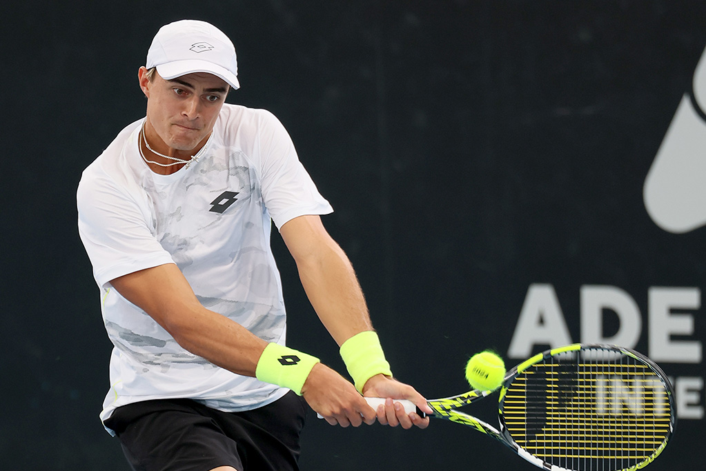 Aussie contenders score big upsets at Adelaide International 7
