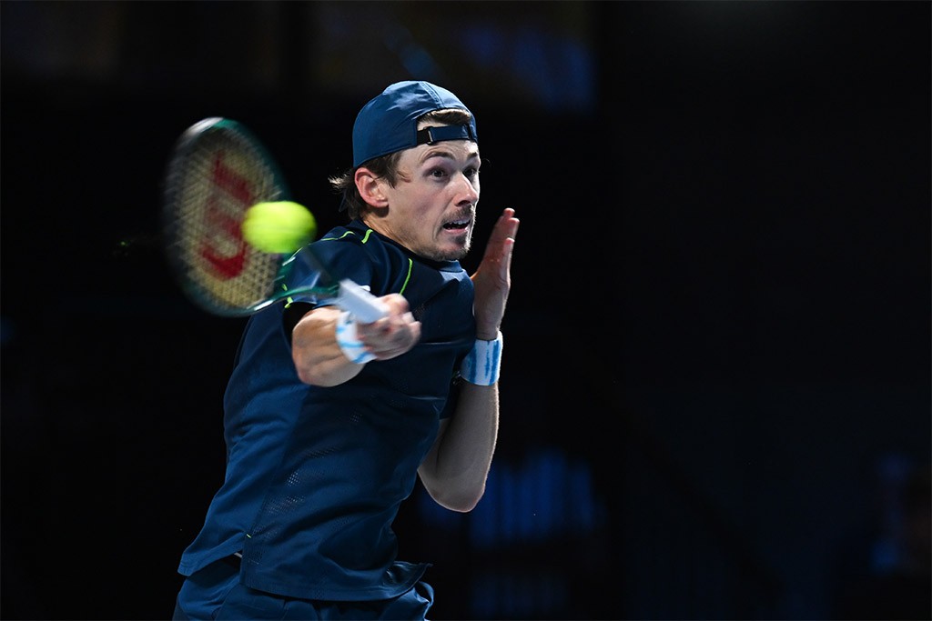 De Minaur survives Mensik onslaught to reach Vienna semis 26 October